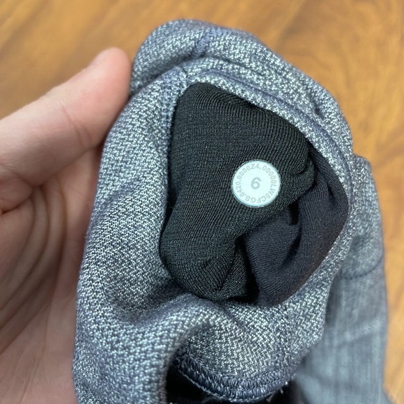 Lulu lemon 25 inch align - Picture 3 of 3